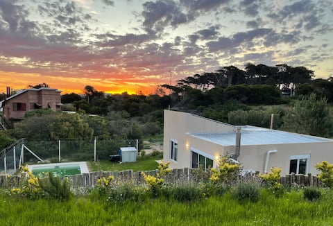 New House w/Pool + Beach 100m
