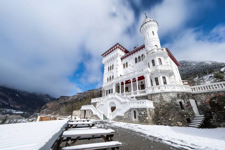 Dans Château, Grand Appartement 10 Couchages - Jausiers