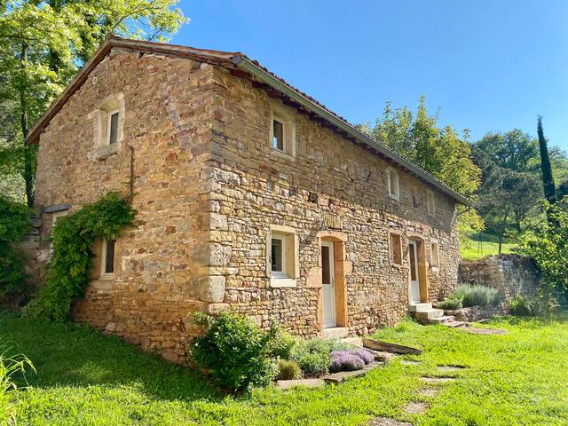 Best Of Bourgogne managed Airbnb listing 1