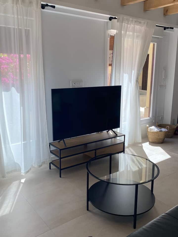 Apartamento En El Casco De Toledo (Con Piscina). - Toledo