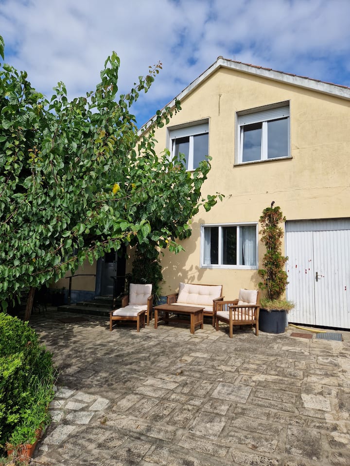 A De Carmen, Chalet Con Finca Y Jardin - Vilanova de Arousa