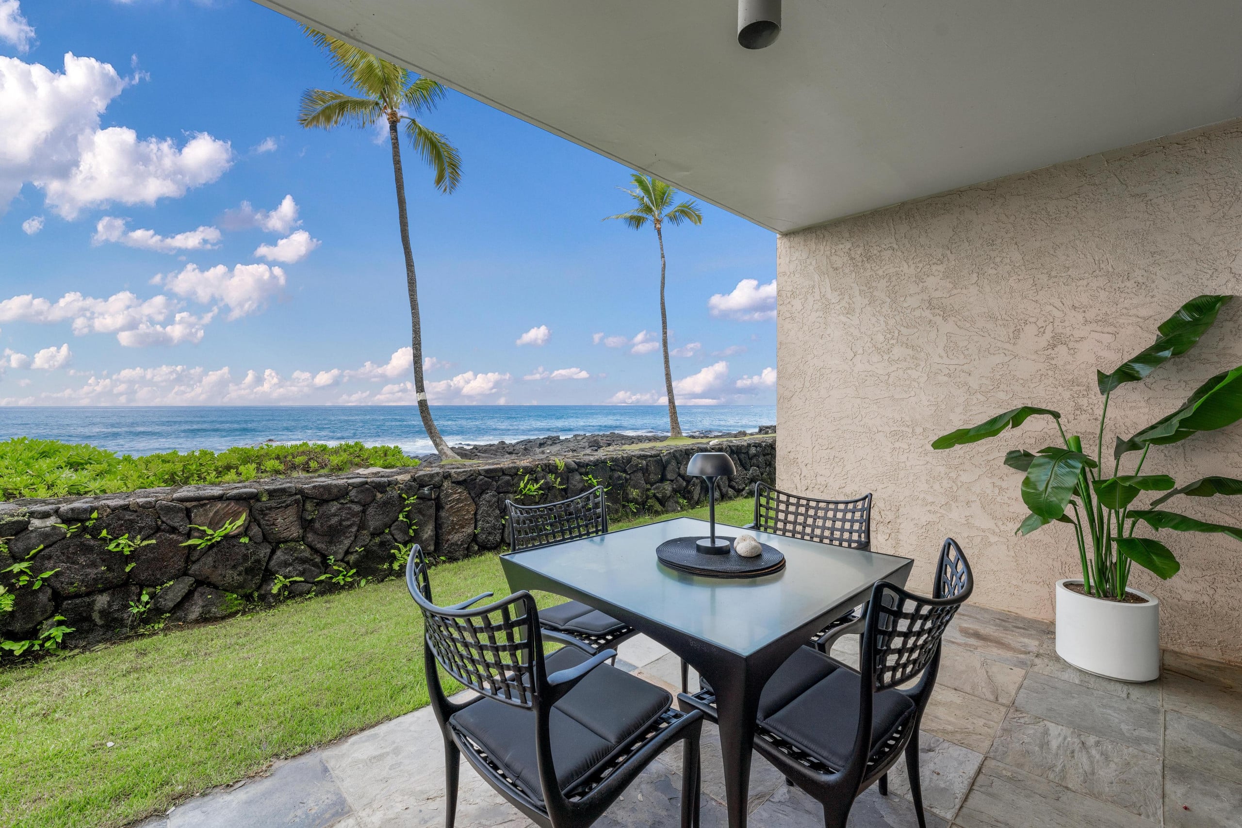 Condo in Kailua-Kona · ★4.71 · 1 bedroom · 2 beds · 1 bath - Image 25
