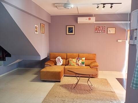 log base homestay, tg bidara