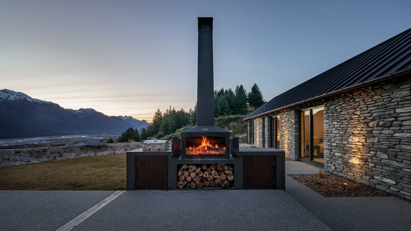 Whenua Lodge -  Our Land Lodge -  Glenorchy Nz 3
