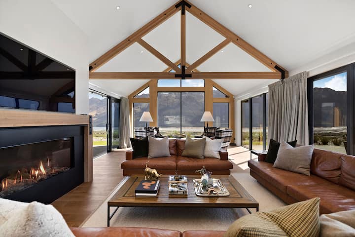Whenua Lodge -  Our Land Lodge -  Glenorchy Nz - Glenorchy
