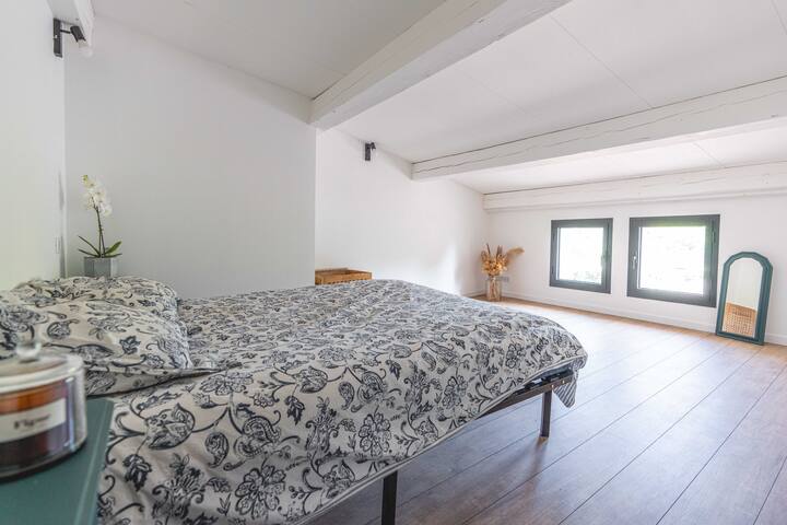 #view #garden #barbecue #luberon #pool #petanque #relaxation #provence