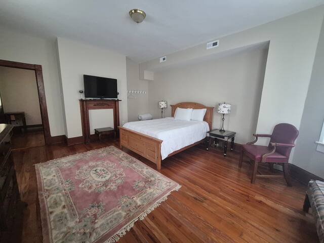 Wayside Inn managed Airbnb listing 3