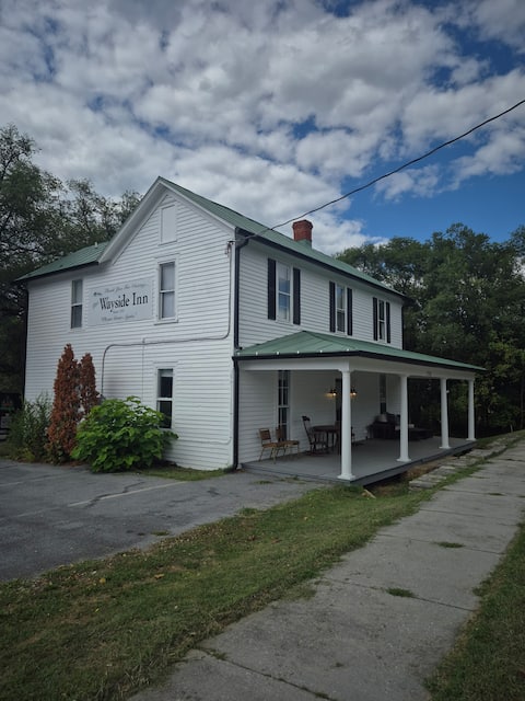 Family Suite at Wayside Inn