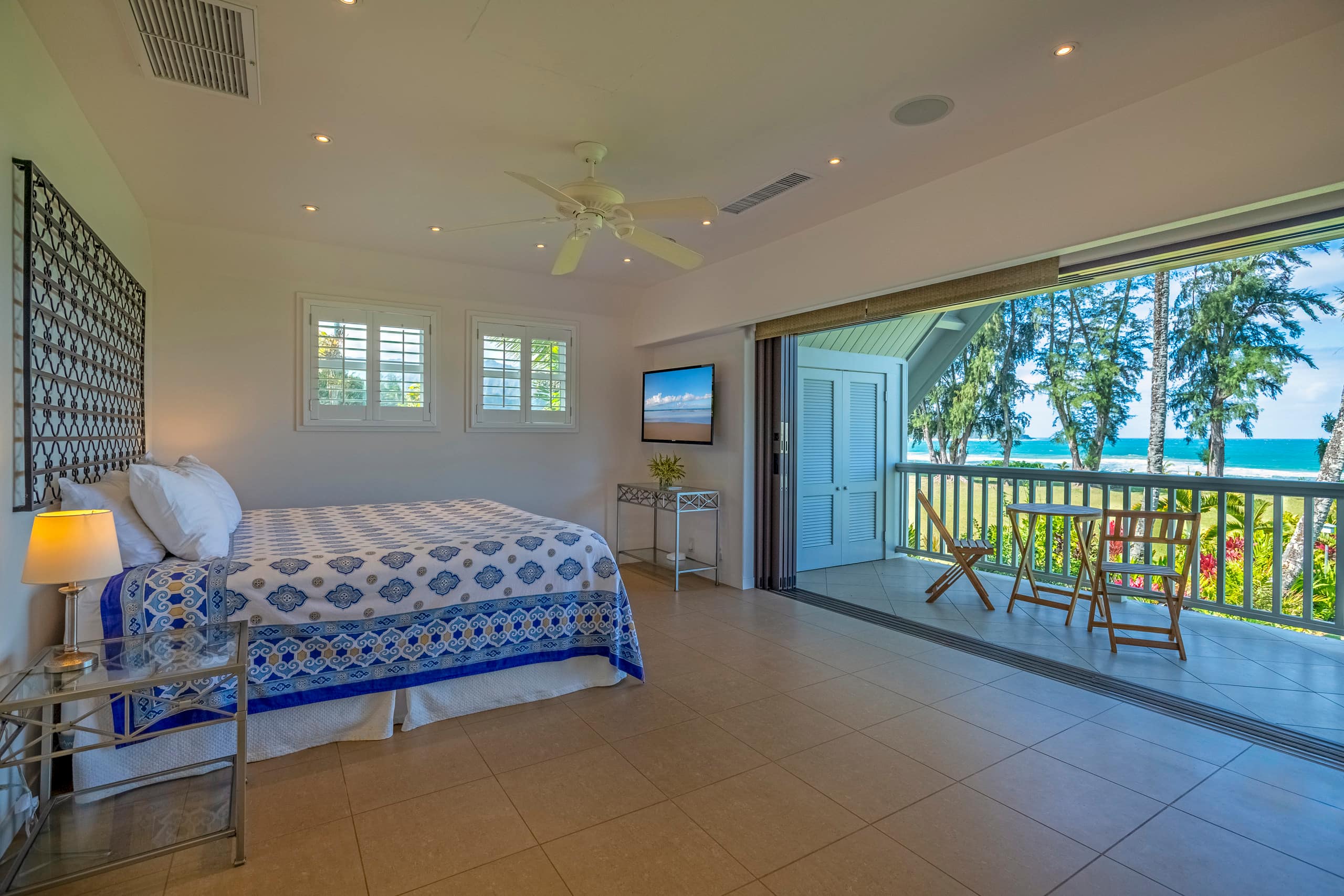 Home in Hanalei · ★5.0 · 7 bedrooms · 7 beds · 6.5 baths - Image 22