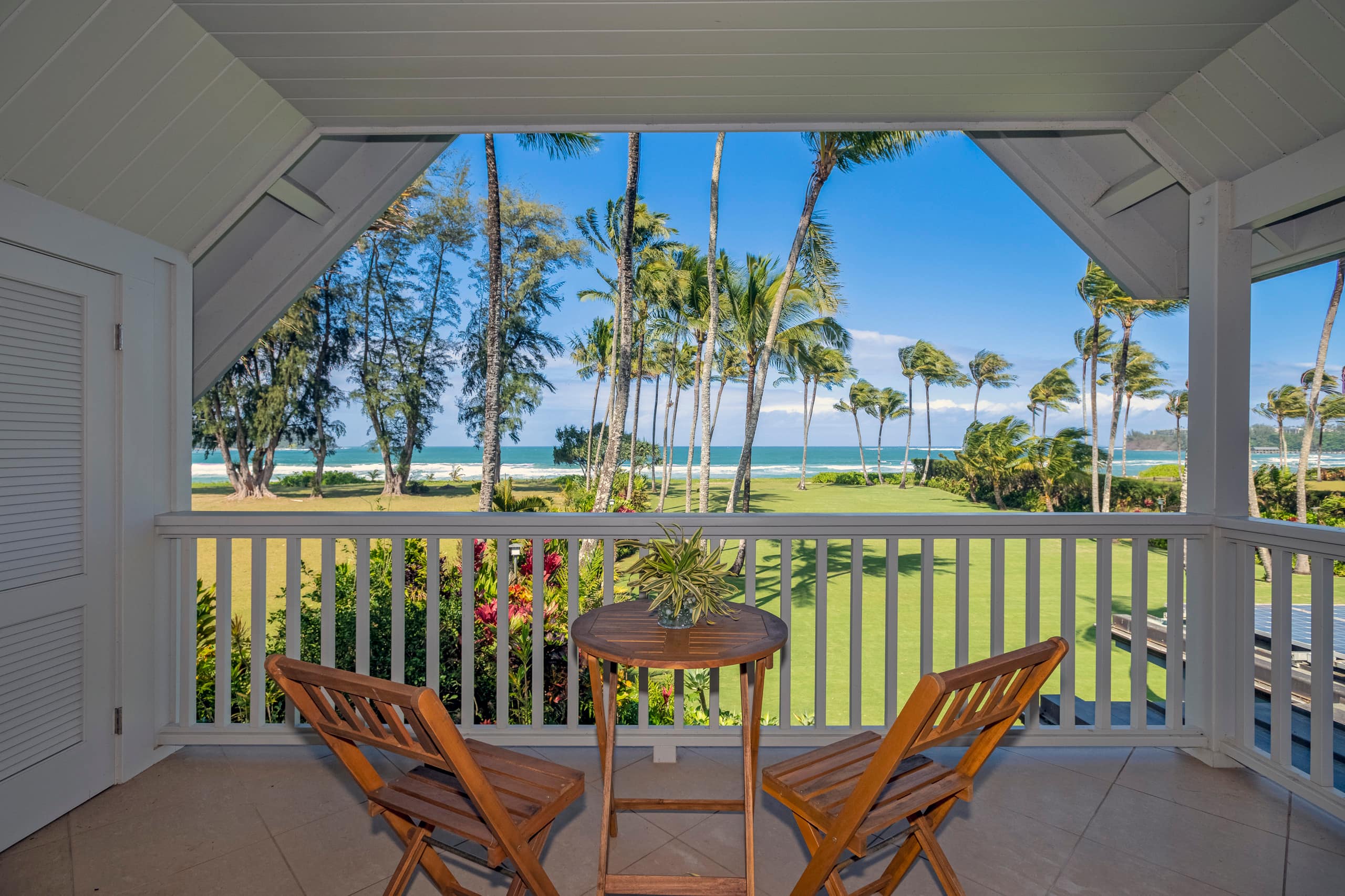 Home in Hanalei · ★5.0 · 7 bedrooms · 7 beds · 6.5 baths - Image 23