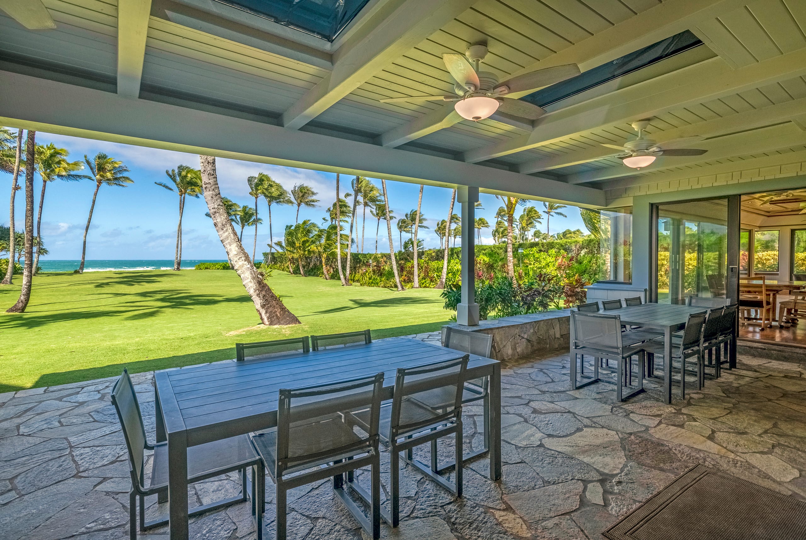 Home in Hanalei · ★5.0 · 7 bedrooms · 7 beds · 6.5 baths - Image 55