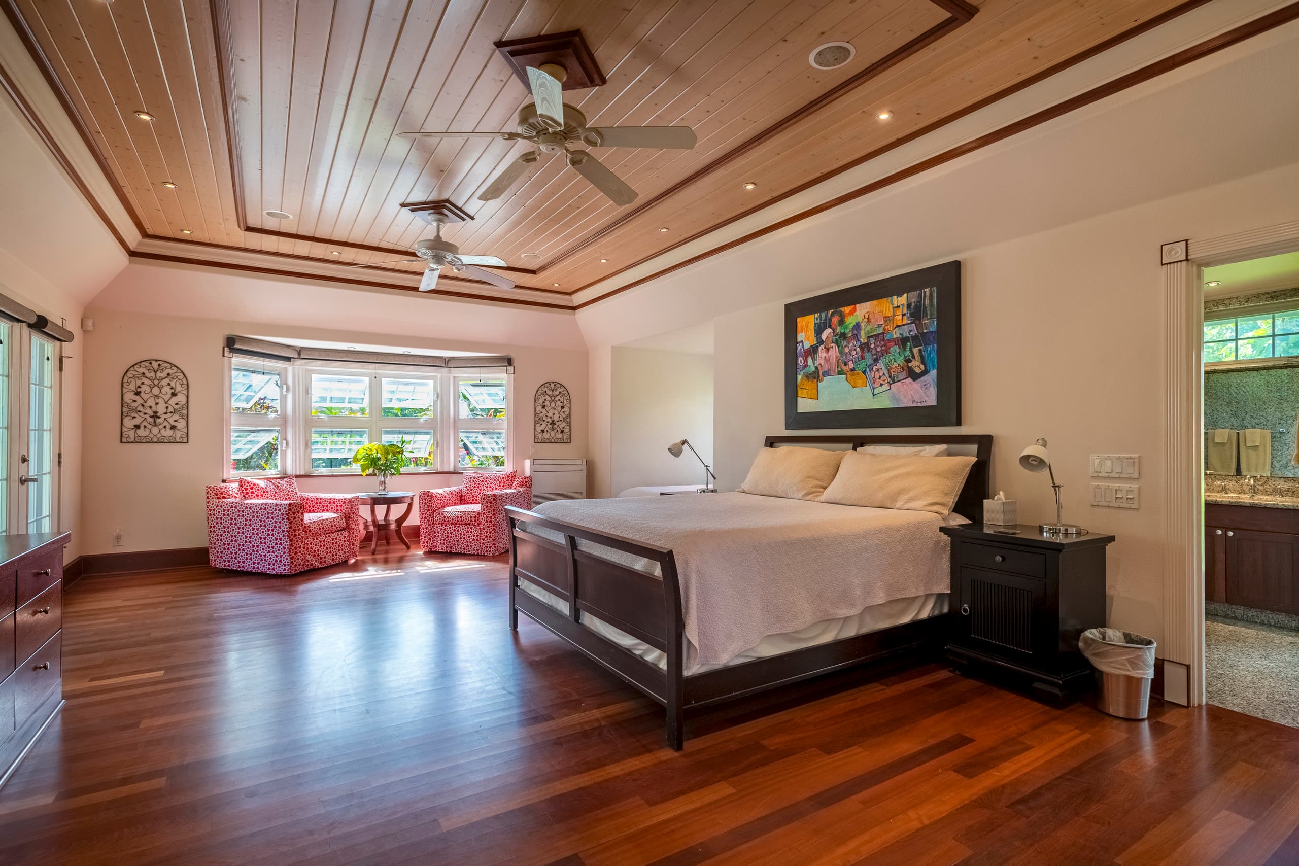 Home in Hanalei · ★5.0 · 7 bedrooms · 7 beds · 6.5 baths - Image 32