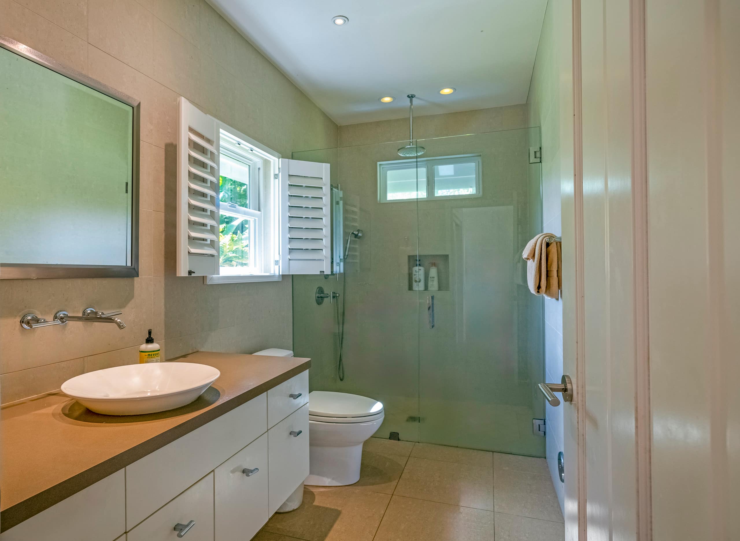 Home in Hanalei · ★5.0 · 7 bedrooms · 7 beds · 6.5 baths - Image 46