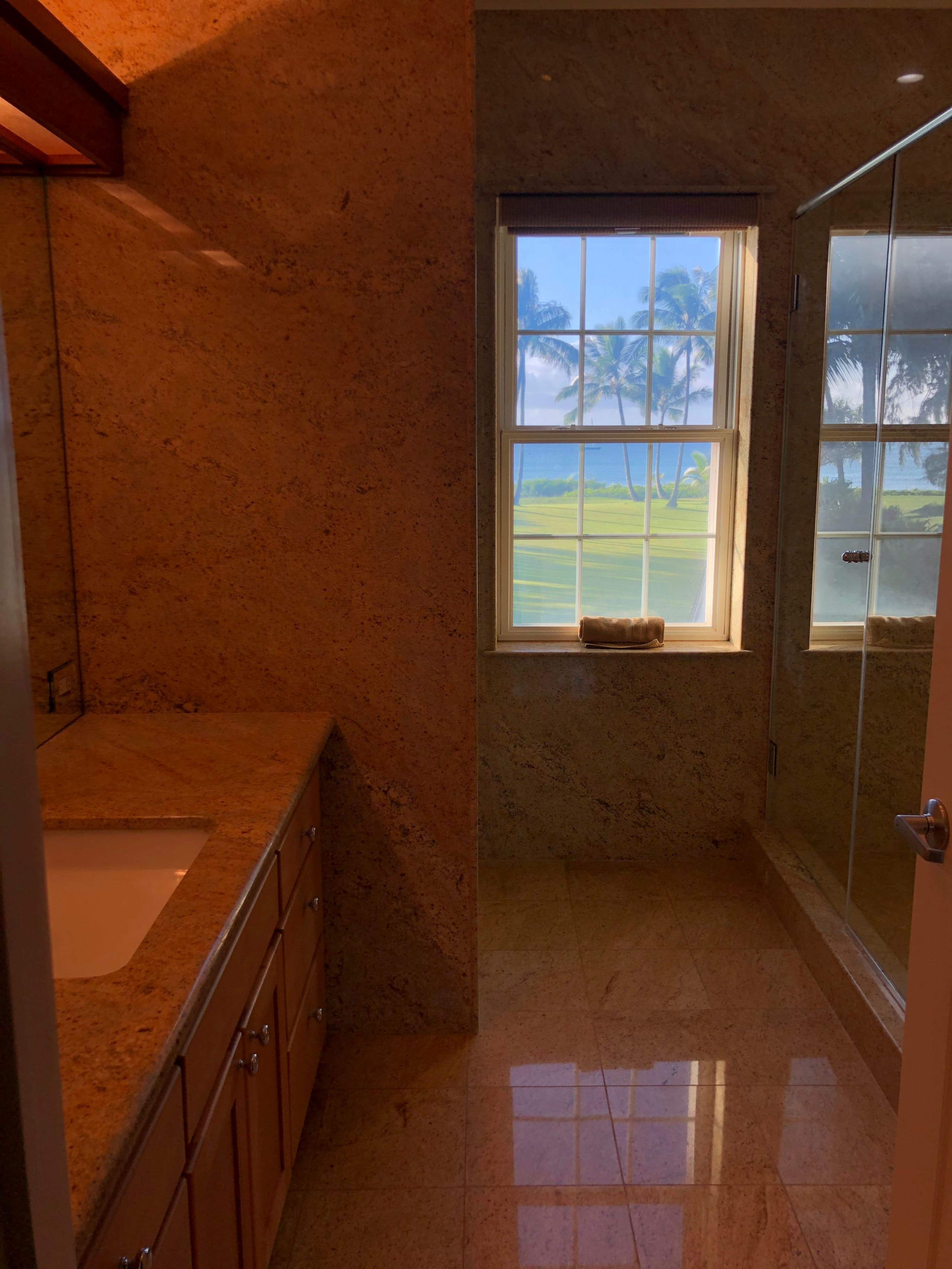 Home in Hanalei · ★5.0 · 7 bedrooms · 7 beds · 6.5 baths - Image 50