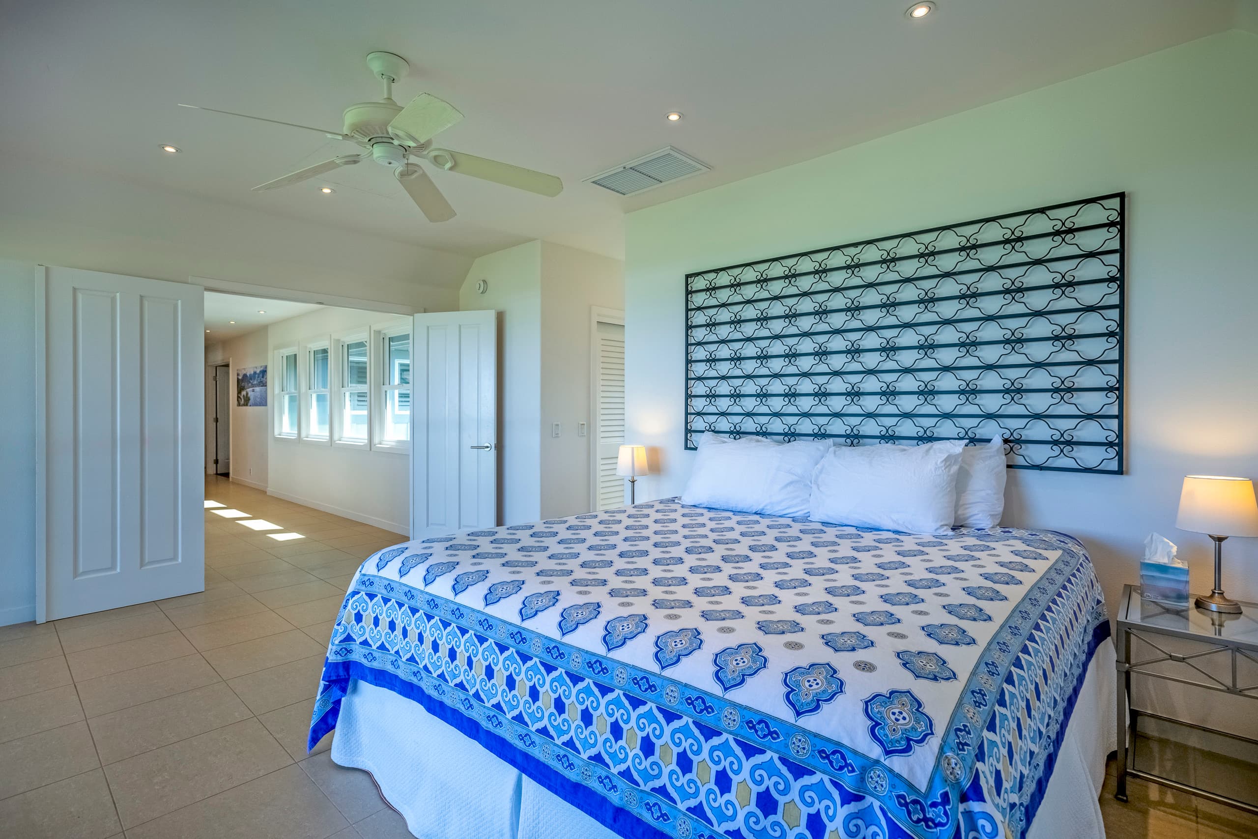 Home in Hanalei · ★5.0 · 7 bedrooms · 7 beds · 6.5 baths - Image 25