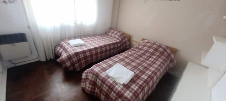 Dhomë gjumi 2