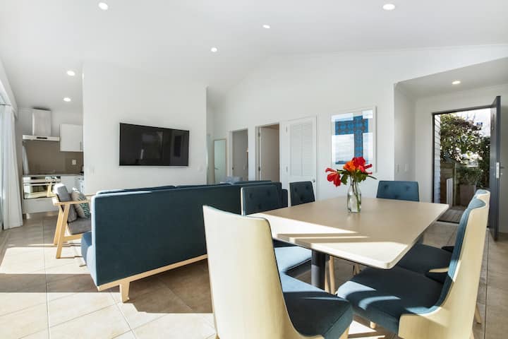 Premium Two Bedroom Villa - Waiheke Island