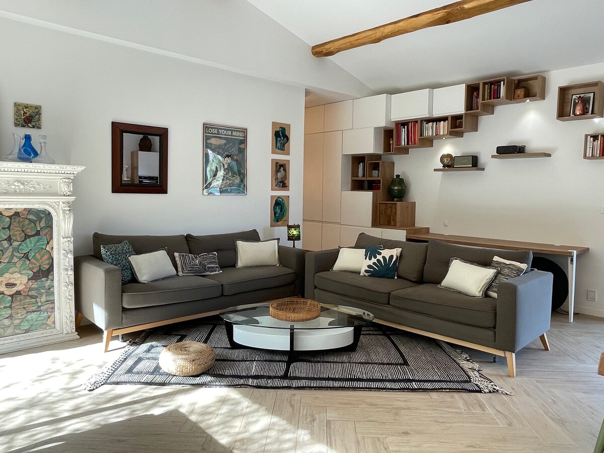 Popular Airbnb listing: Luxury sheepfold family villa magical view/spot in Sotta