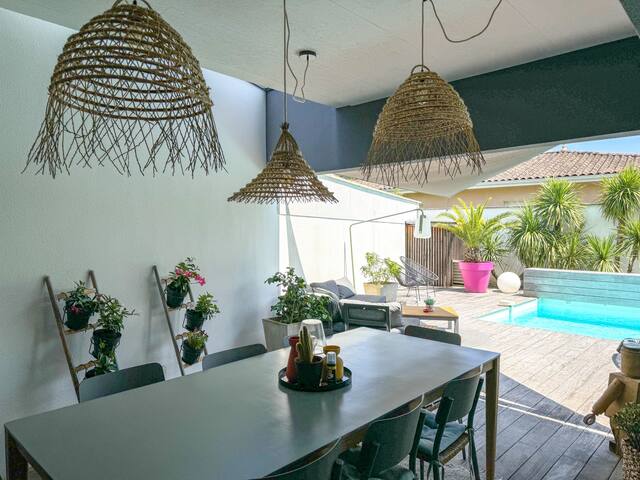 Villa d’architecte avec piscine. gallery image 3