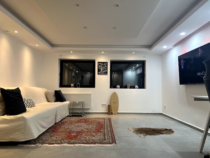 Ruhige Wohnung In Neuss, Zw. Köln, Mg, Düsseldorf - Grevenbroich