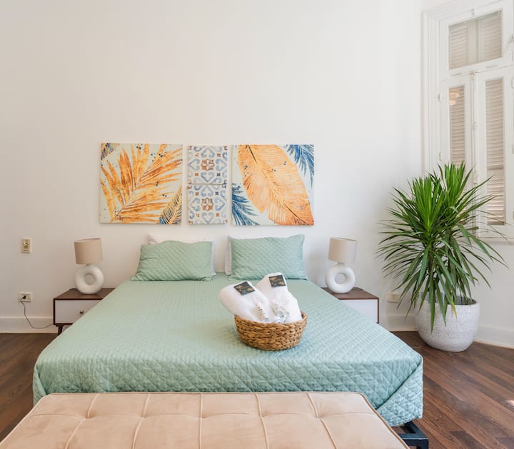 Menšia manželská posteľ | Spálňa 1