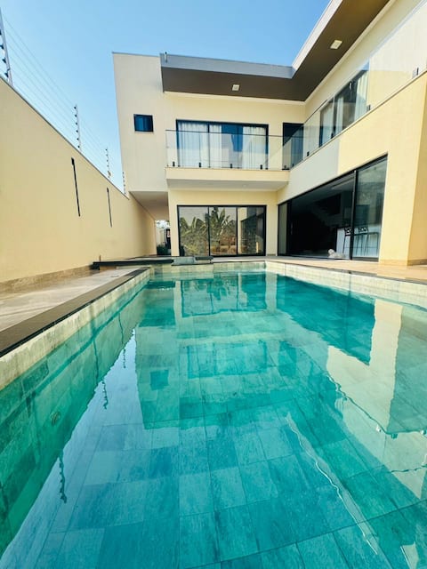 Sobrado Alto  Padrão - 04 suites and PetFriendly