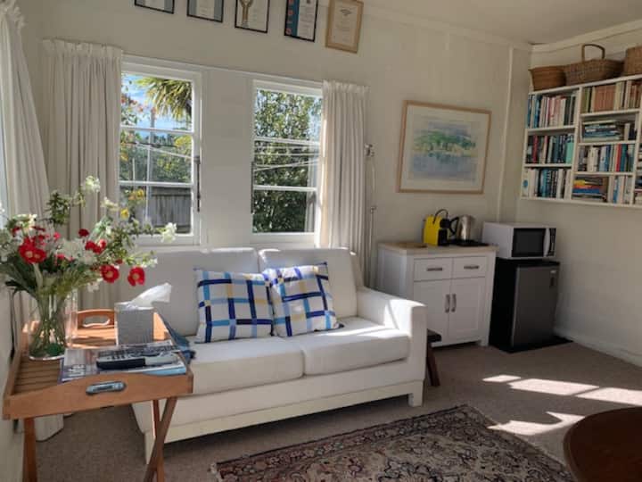 Sunny Cottage In Havelock Nth - Havelock North