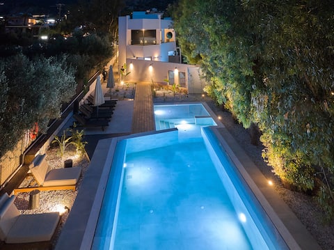 MichELe Luxury Penthouse