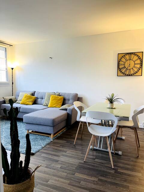 University Apartment - Metro 8 at 100m