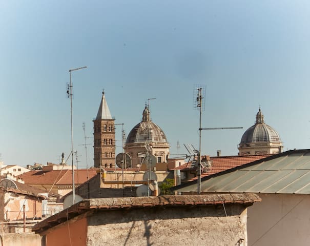 S. Maria Maggiore and Termini Station: Lux Apart
