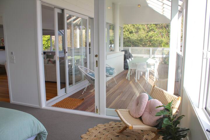 Somers Big Beach Retreat