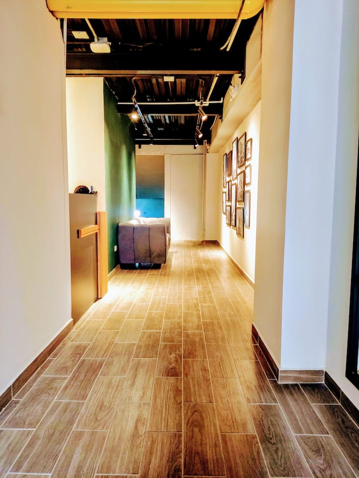 Loft Moderno En Medellin A 1 Cuadra Del Metro/wifi - Medellín, Colombia