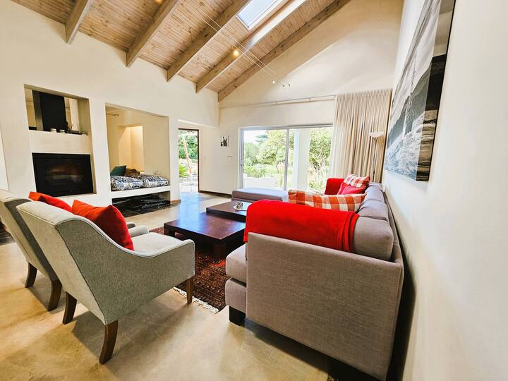 Villa Leisure - Perfect Position On Leisure Isle - Knysna