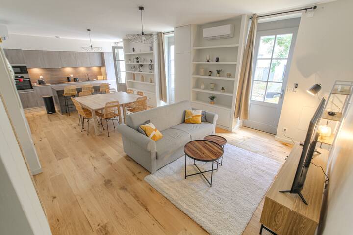 Townhouse 8p, A/C, Spa & Garden, Parking, Lyon 3 gallery image 2