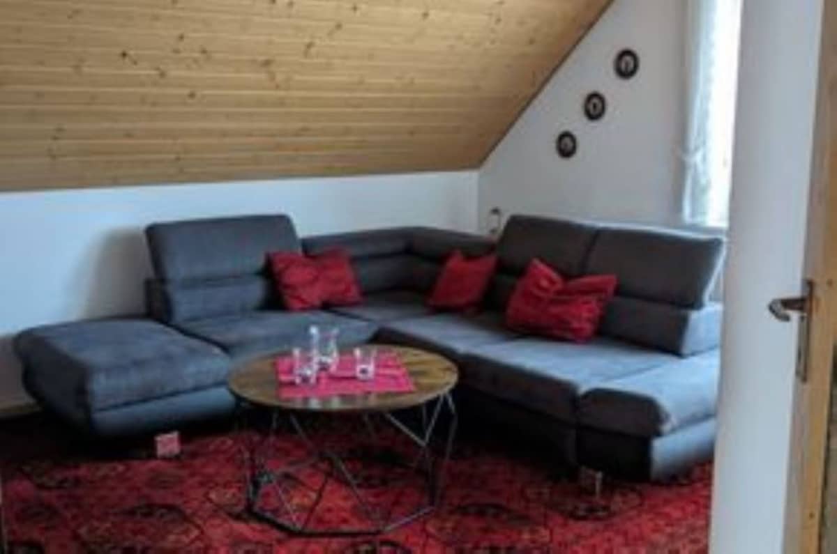 Leistungsstarkes Airbnb: Large apartment to feel good, 3 bedrooms in Calw