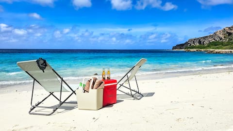 NEW ! Right at the Beach ! + Extras - Max 4 adults