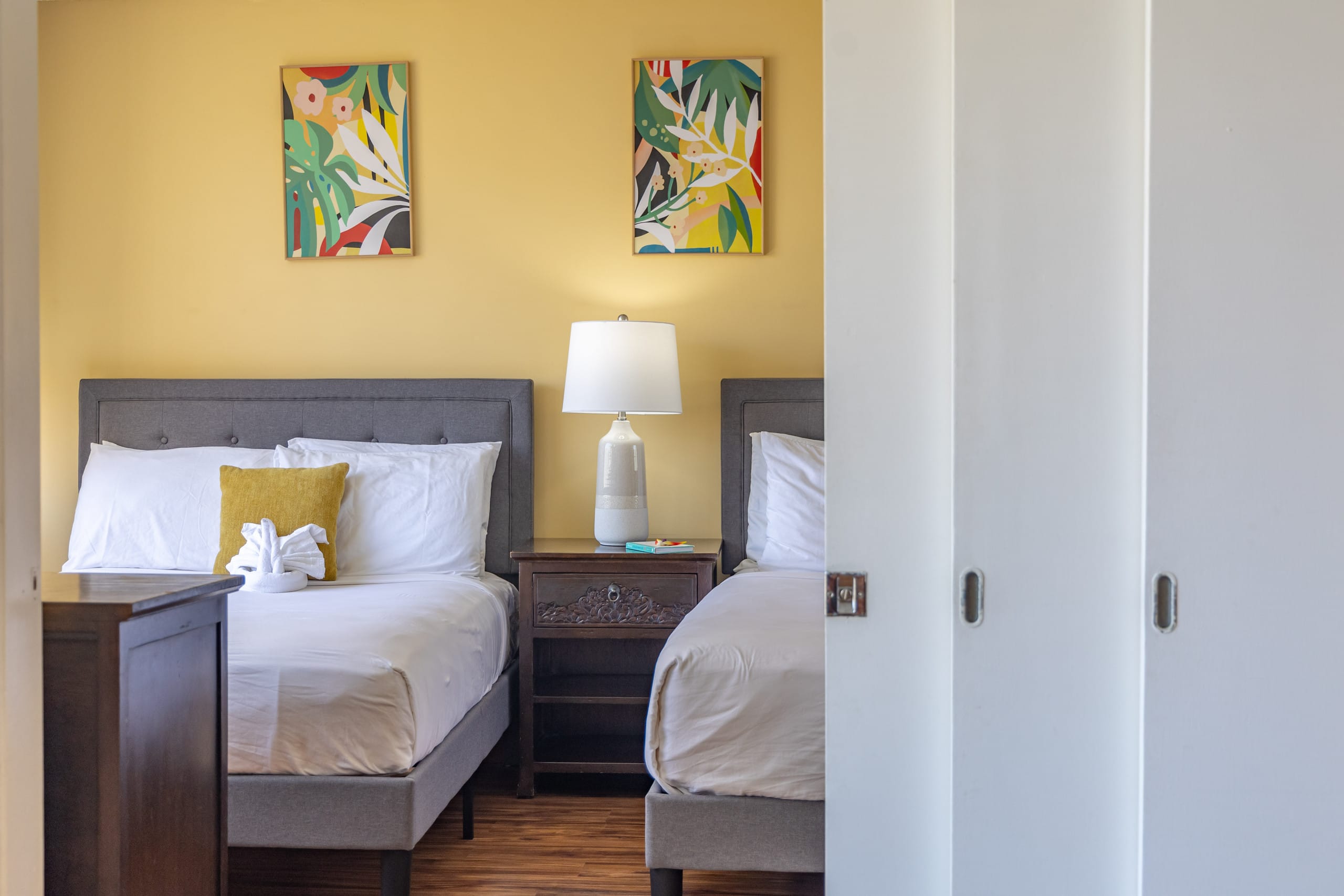 Condo in Honolulu · ★4.91 · 1 bedroom · 3 beds · 1 private bath - Image 29