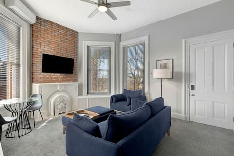 Top performing Airbnb: Peaceful Hideaway 7min to Downtown in East Walnut Hills