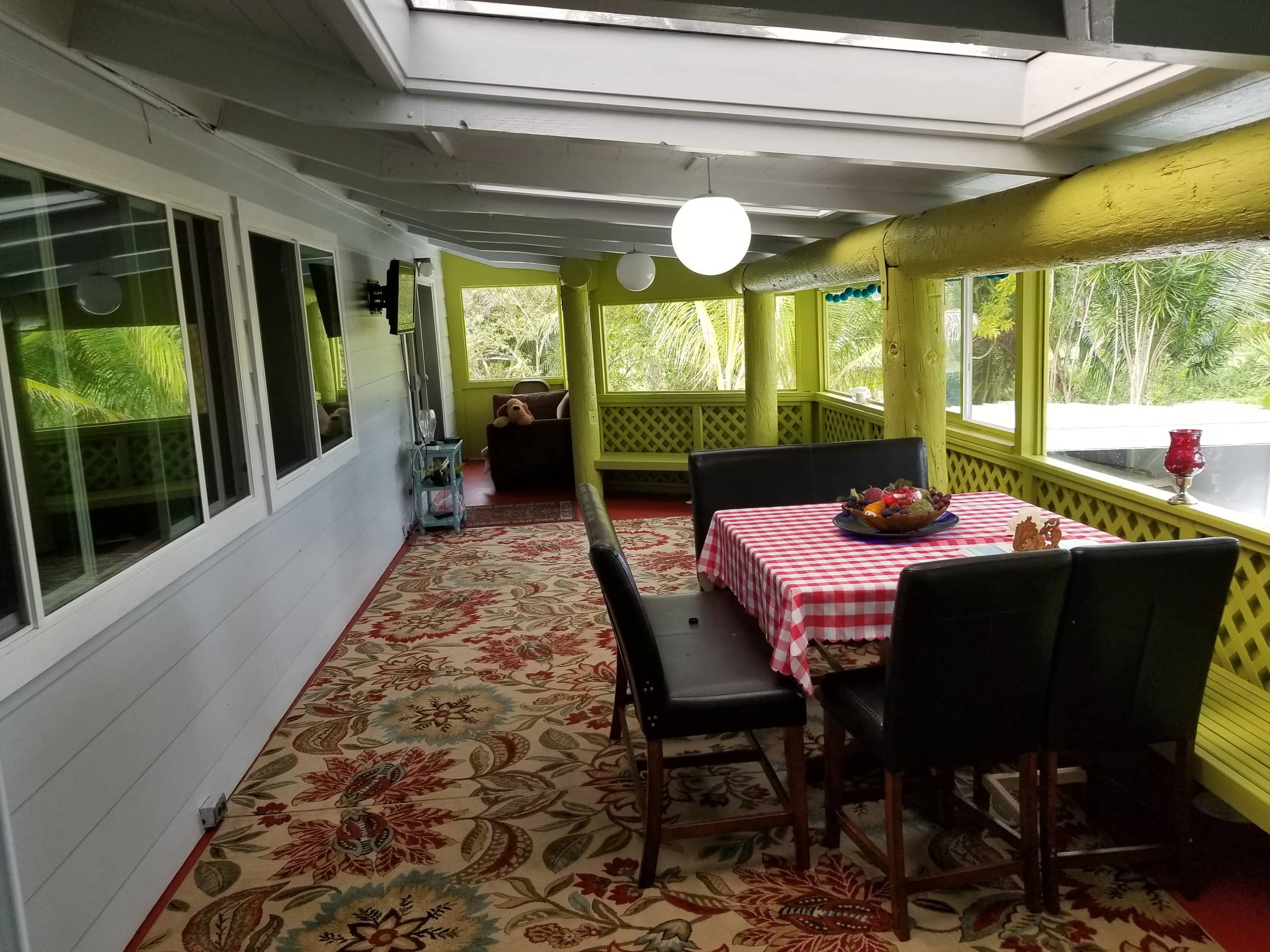Home in Keaau · ★4.86 · 4 bedrooms · 6 beds · 3 shared baths - Image 8