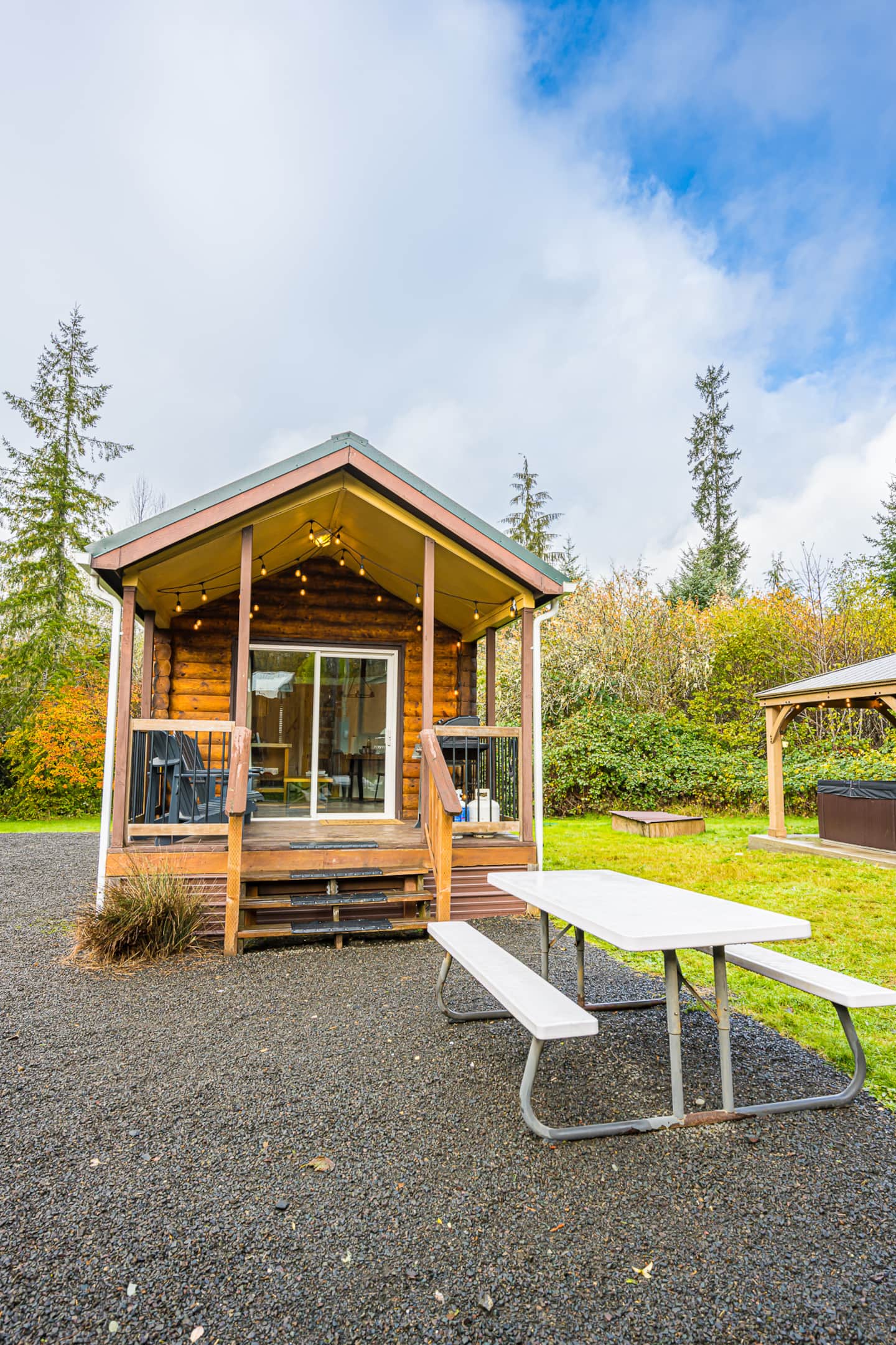 Beaver's Den: Private & Cozy Experience photo 6