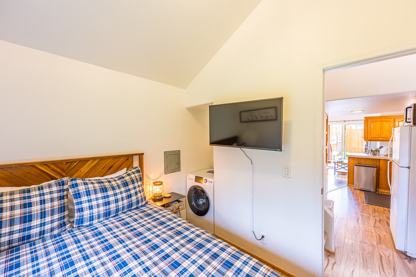 Beaver's Den: Private & Cozy Experience photo 8