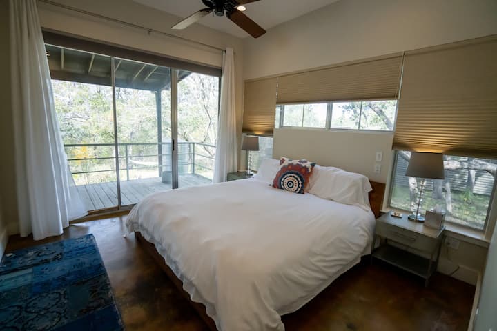 საძინებელი 1