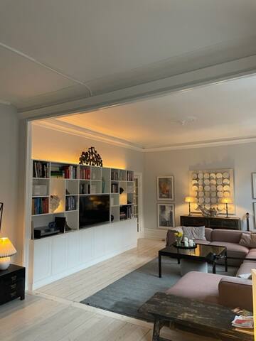 Moderne skandinavisk lejlighed ved Nyhavn. gallery image 2