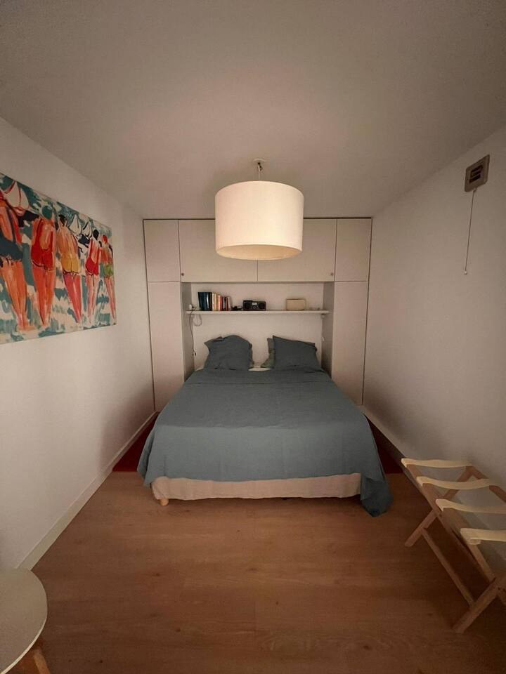 საძინებელი 1