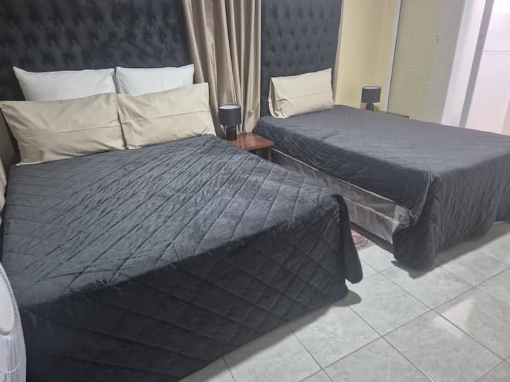 غرفة النوم 1