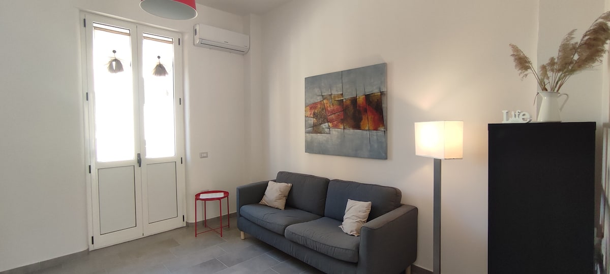 Top performing Airbnb: Apartment in the center CIN (IT092009C2000R6374) in Cagliari