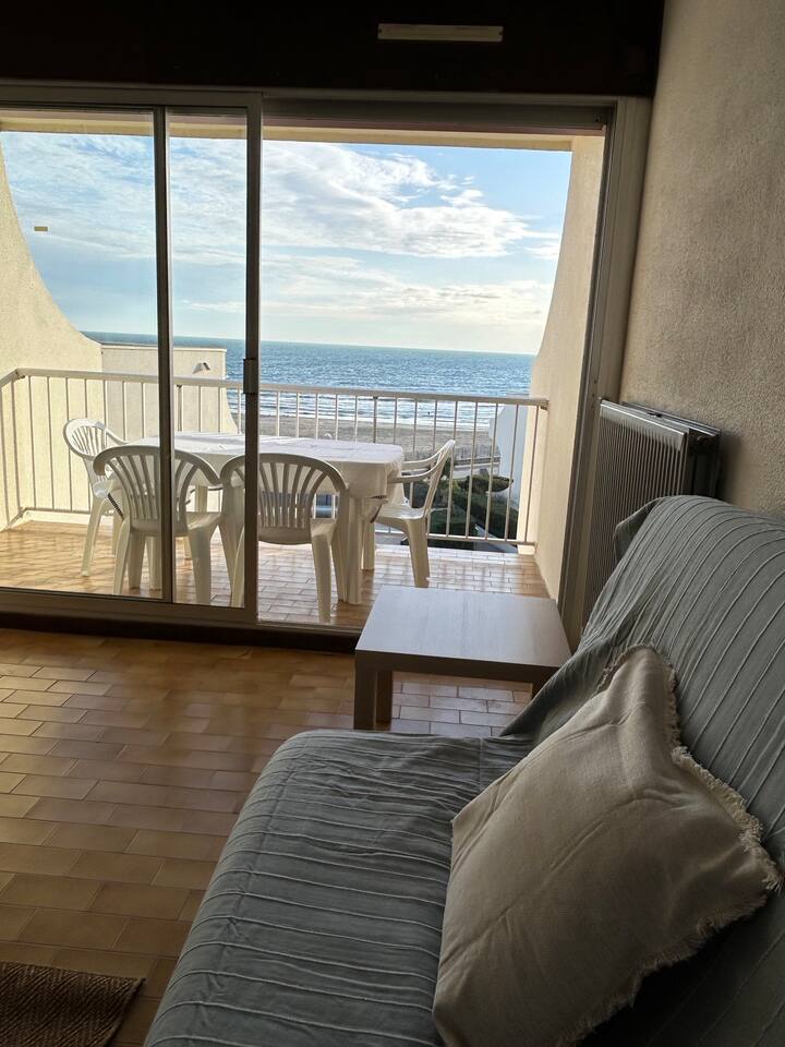 Soleil: Vue Mer/t2+cabine Terrasse/piscine/parking - Carnon