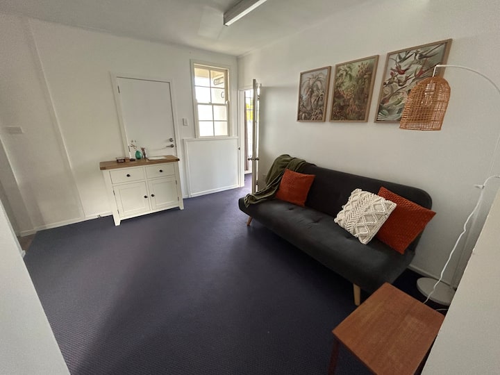 2 Bedroom Apartment In Petone - Lower Hutt
