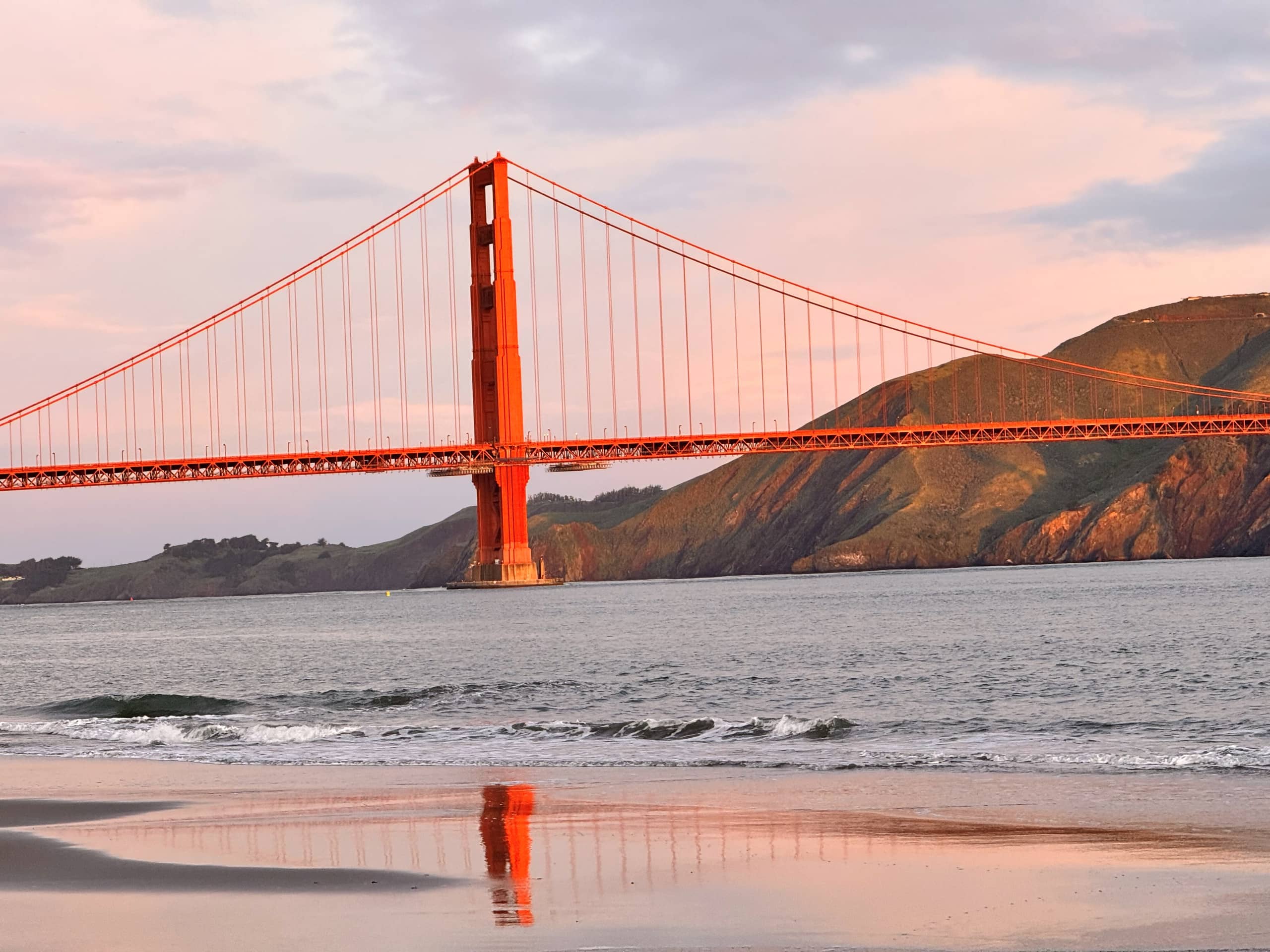 Home in San Francisco · ★5.0 · 3 bedrooms · 3 beds · 2 baths - Image 11