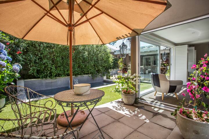 Secure, serene oasis enveloped in leafy views gallery image 2